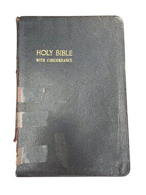 The Holy Bible RSV 1952 Thomas Nelson & Sons Concordance Color Photos